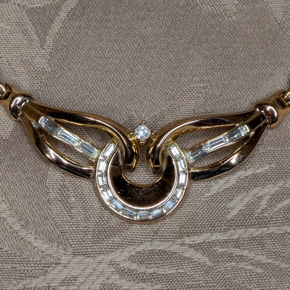 Trifari Jewelry - Crown Trifari Carousel Necklace, EUC!